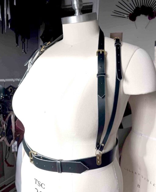 The Utilitarian Leather Chest Harness - Image 4