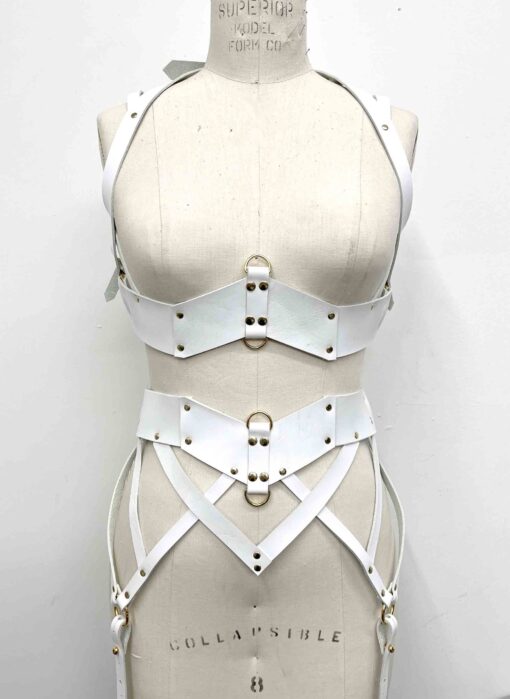 Ostara in Winter Under Bust Leather Bra - Image 9