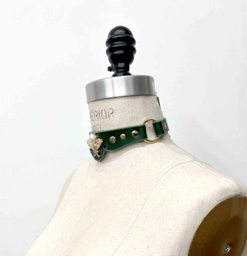 Zephyr Bee Scalloped Leather Collar - Image 4