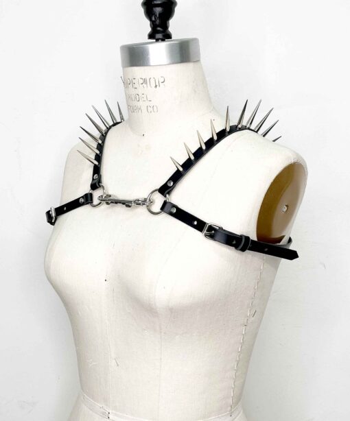 Icarus Spiked Slim Leather Bulldog Harness - Image 2
