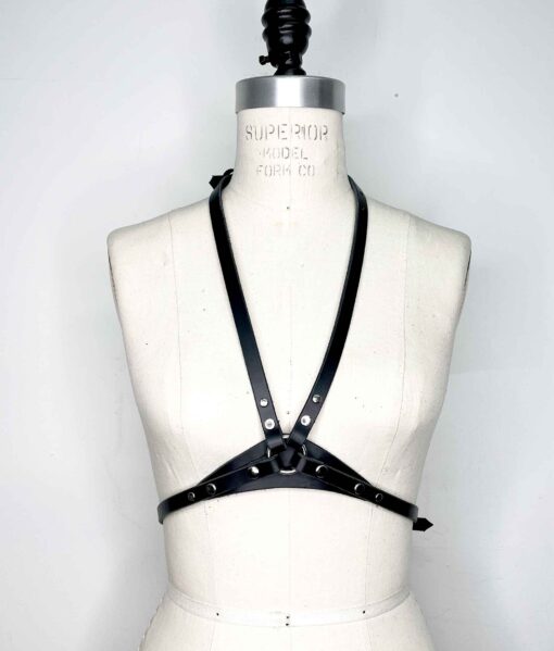 Freya Simple Leather Harness